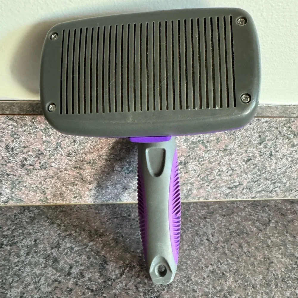 Hertzko Pet Deshedding Brush